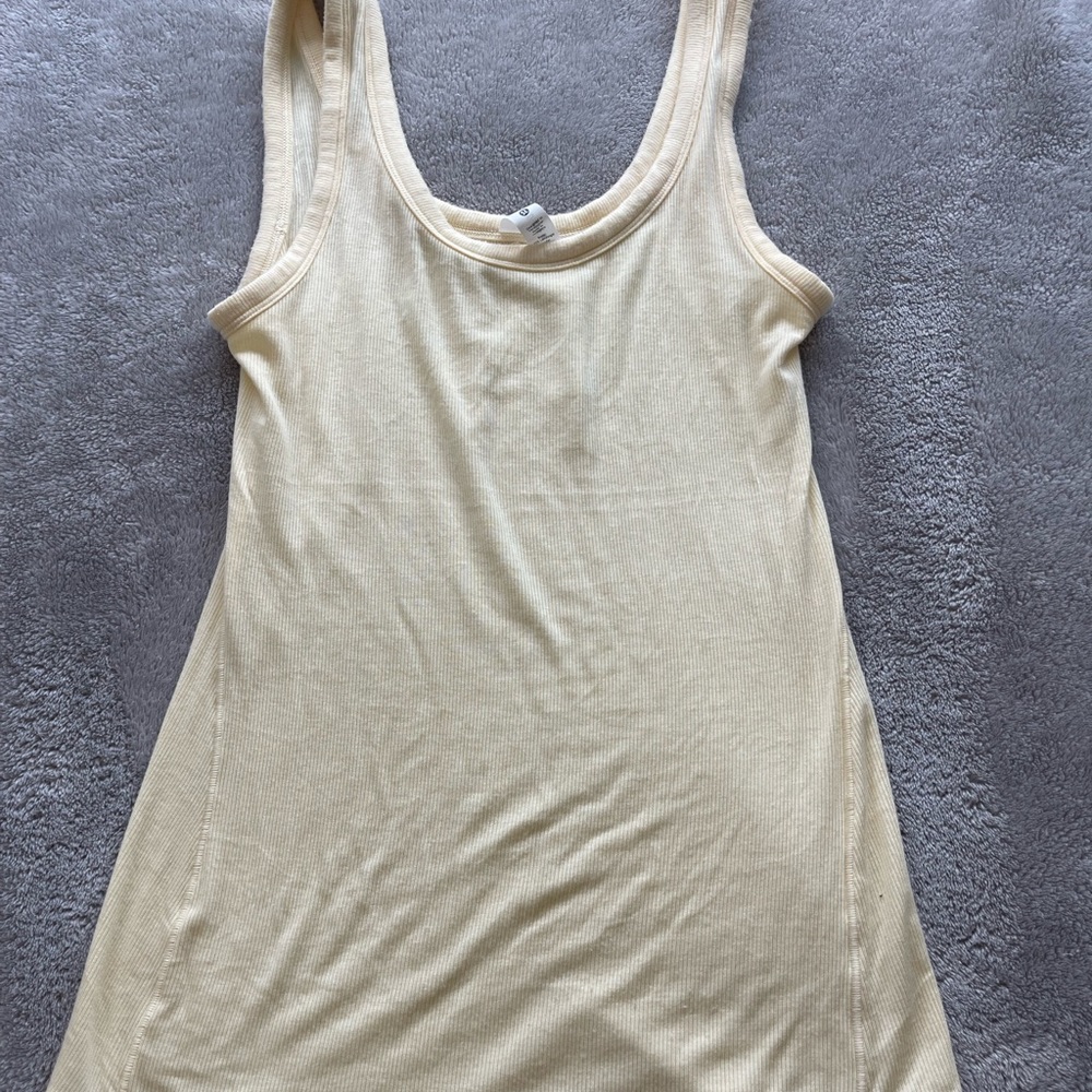Lululemon yellow tank